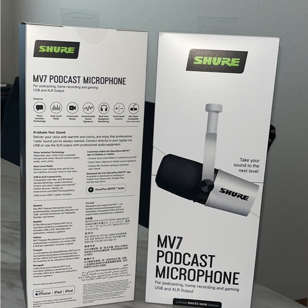 Shure MV7 (Limited Edition) White Noir